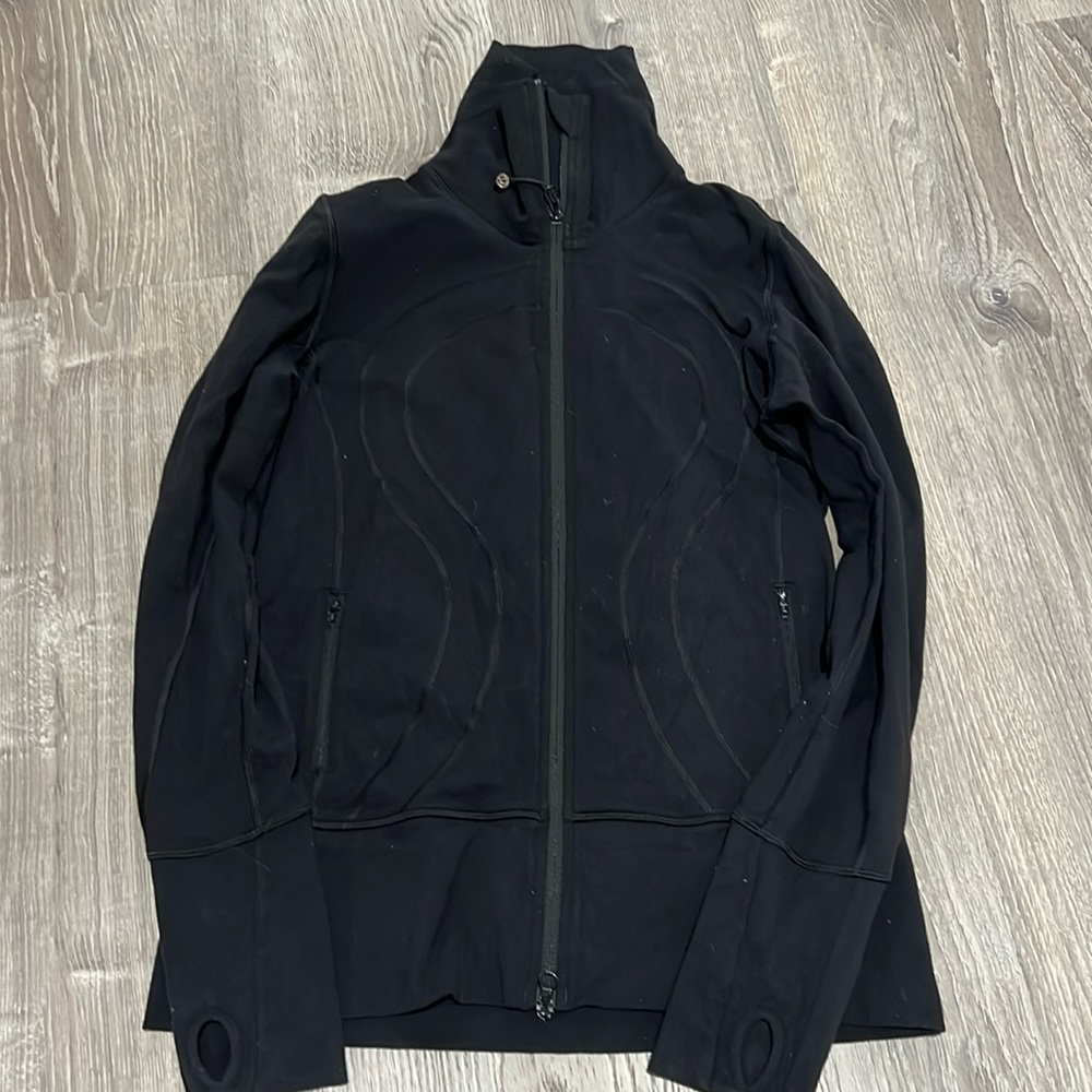 Lululemon longer length zip up jacket size 10